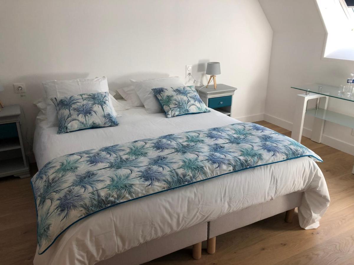 chambre d'hôtes Le Domaine de la Vallée Saint-Martin-de-Varreville Extérieur photo