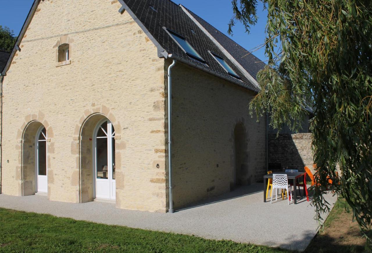 chambre d'hôtes Le Domaine de la Vallée Saint-Martin-de-Varreville Extérieur photo