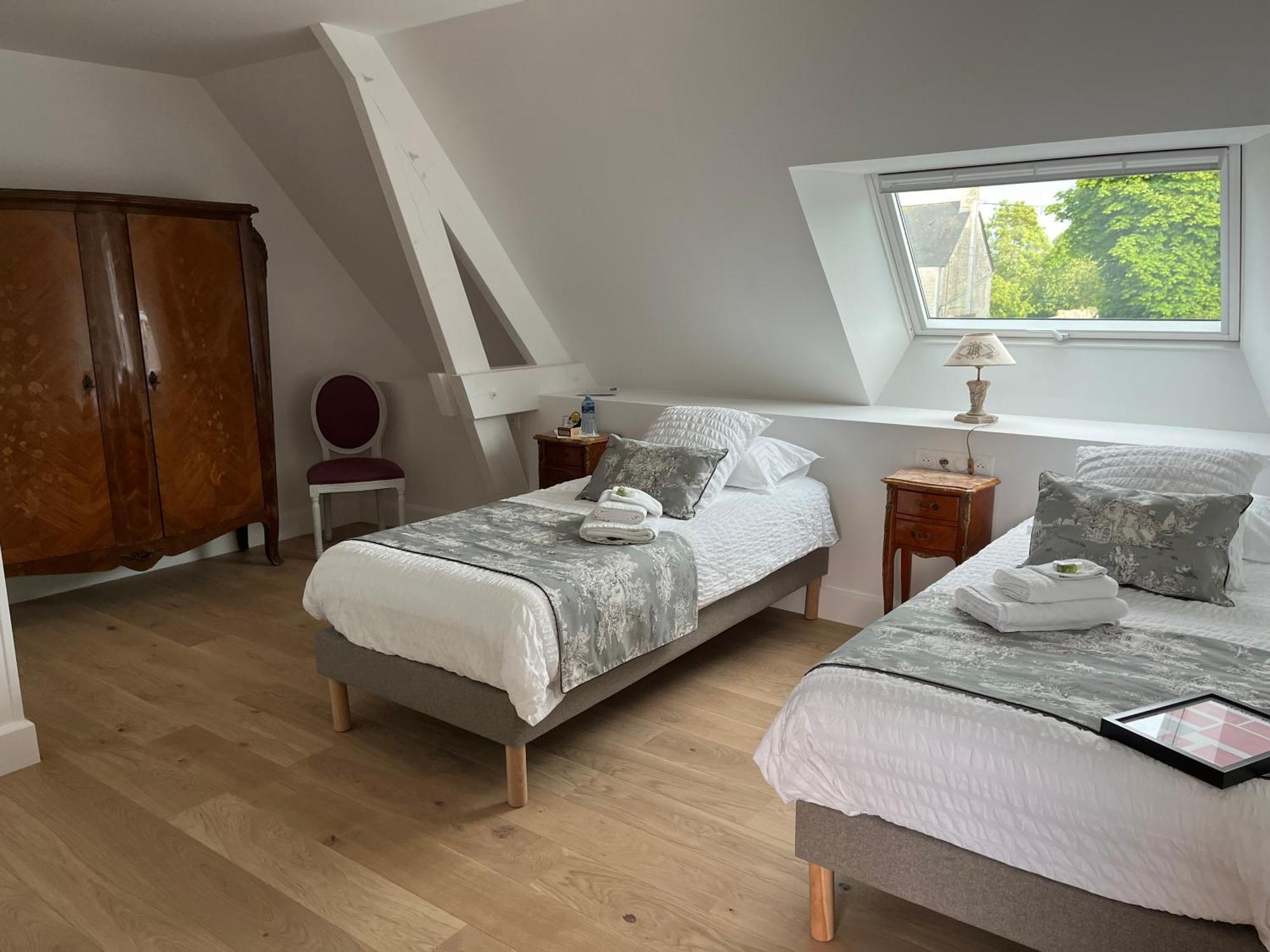 chambre d'hôtes Le Domaine de la Vallée Saint-Martin-de-Varreville Extérieur photo